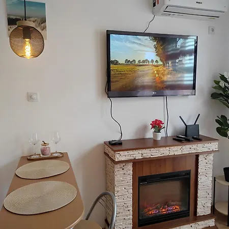 Apartment Orange On Sunny Day 6 Complex