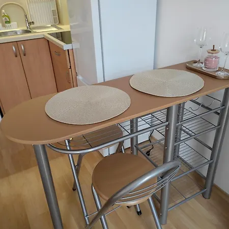 Apartment Orange On Sunny Day 6 Complex Tŭnkovo